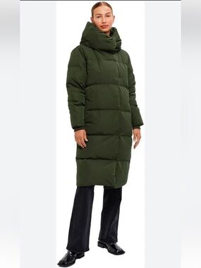 InWear Women's Long quilted Puffer  Down Coat in Olive Green Wrap collar Medium